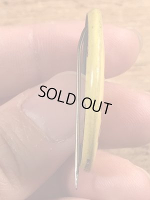 70’sのPeople Above Politicsのスマイルフェイスのヴィンテージの缶バッチ