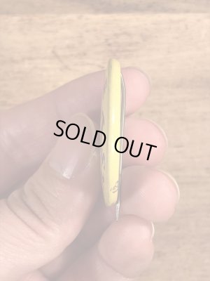 70年代頃のPeople Above Politicsのスマイルのビンテージの缶バッジ