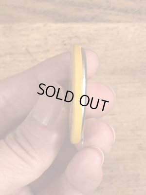 70年代頃の企業物のスマイルのビンテージの缶バッジ