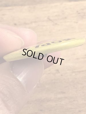 70年代頃のPeople Above Politicsのスマイルのビンテージの缶バッジ