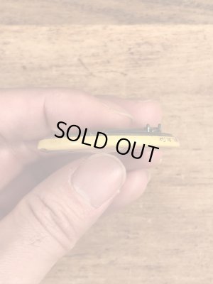 80’sのメッセージとスマイルが描かれたヴィンテージの缶バッジ