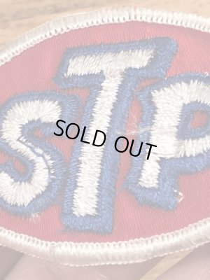 70年代頃のSTPオイルのビンテージの刺繡ワッペン