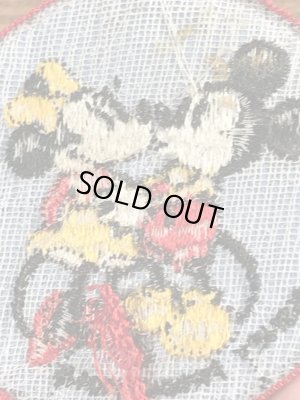 70’sのディズニーのミッキーマウスとミニーマウスのヴィンテージの刺繡パッチ