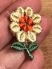 70年代頃の花のビンテージの刺繡ワッペン