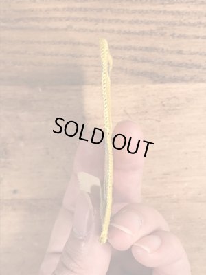 70年代頃の花柄のLoveと書かれたビンテージの刺繡ワッペン