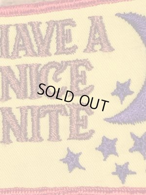 70年代頃のメッセージが書かれたビンテージの刺繡ワッペン