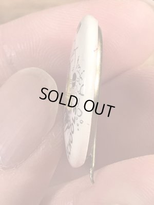 40年代頃の歯科衛生スクールのビンテージの缶バッジ