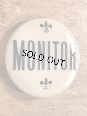 〜40年代頃のMonitorと書かれたビンテージの缶バッジ