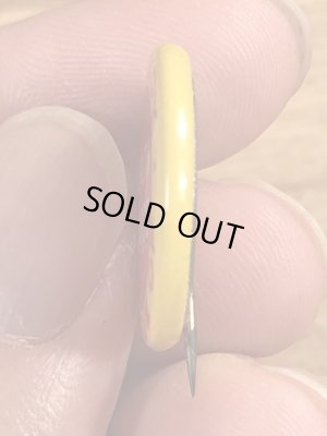 30年代頃の企業物のビンテージの缶バッジ