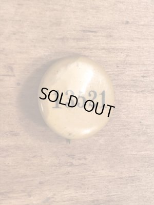 〜30年代頃の企業物のビンテージの缶バッジ