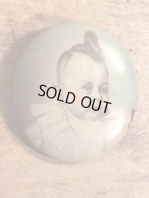 〜40年代頃の赤ん坊が描かれたビンテージの缶バッジ