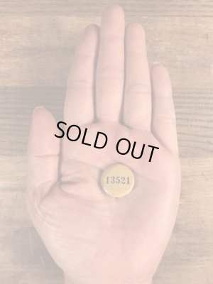 〜30年代頃の企業物のビンテージの缶バッジ