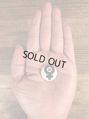 〜70年代頃のイクアリティのビンテージの缶バッジ