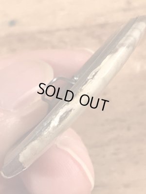 〜40年代頃の赤ん坊が描かれたビンテージの缶バッジ