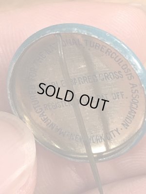 30〜40年代頃の総主教クロスのサンタクロースのビンテージの缶バッジ