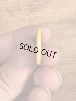 30年代頃の企業物のビンテージの缶バッジ