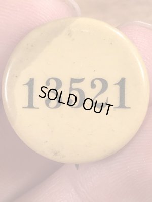 〜30年代頃の企業物のビンテージの缶バッジ