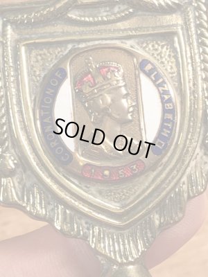 50年代頃のエリザベス2世が描かれたビンテージのシューホーン