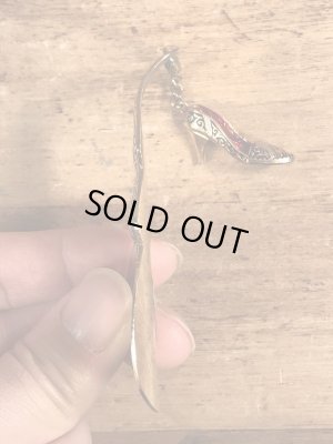 50年代頃のアールデコ調のハイヒールのチャームが付いたビンテージのシューホーン