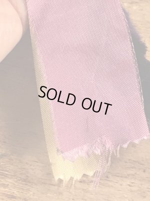 50’s頃のラビットフットのヴィンテージの缶バッチ付きのキーホルダー