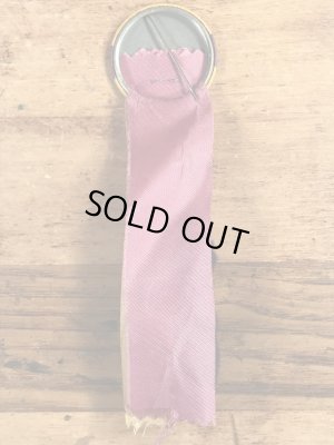 50’s頃のラビットフットのヴィンテージの缶バッチ付きのキーホルダー