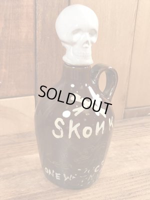 50年代頃のスカルのビンテージのデカンタ