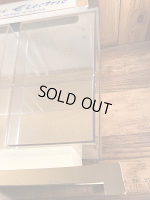 60〜70年代頃のライトアップするビンテージのディスプレイケース