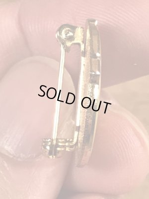 80年代頃のグーフィーのアドベンチャーランドのビンテージのピンバッジ