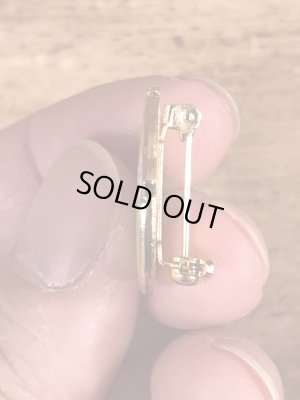 80年代頃のグーフィーのアドベンチャーランドのビンテージのピンバッジ