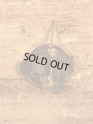 80年代頃のミッキーマウスのディズニーランドのビンテージのピンバッジ