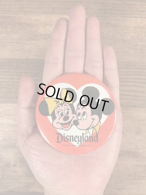 70年代頃のディズニーランドのミッキー&ミニーマウスのビンテージの缶バッジ