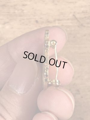 80年代頃のミッキーマウスのニューオリンズスクエアのビンテージのピンバッジ