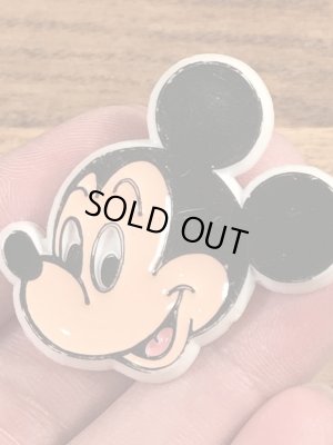 70〜80年代頃のディズニーのミッキーマウスのビンテージのプラスチックバッジ