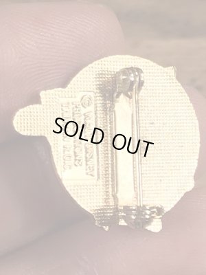 80年代頃のドナルドダックのディズニーランドのビンテージのピンバッチ