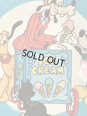 60〜70年代頃のディズニーキャラクターが描かれたビンテージの子供用ディッシュ