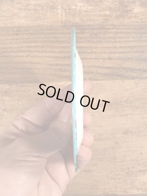 60〜70年代頃のミッキーマウスなどのディズニーキャラクターが描かれたビンテージの子供用小皿