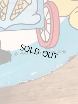 60〜70年代頃のミッキーマウスなどのディズニーキャラクターが描かれたビンテージの子供用小皿