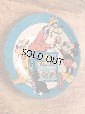 60〜70年代頃のディズニーキャラクターのアイスクリームショップが描かれたビンテージのお皿