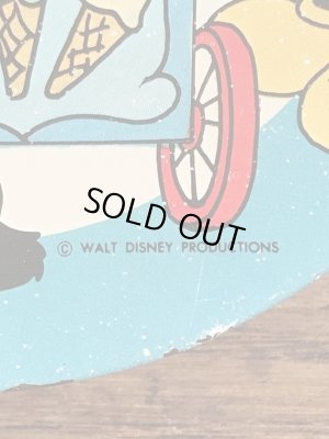 60〜70年代頃のディズニーのブリキ製のビンテージの小皿