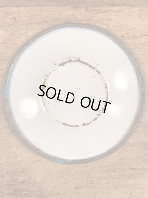 60〜70’sのディズニーのプルートなどが描かれたヴィンテージのTinトレイ