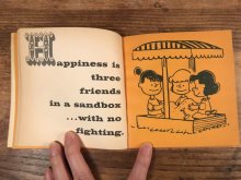 他の写真2: Peanuts Snoopy “Happiness Is A Warm Puppy” Picture Book　スヌーピー　ビンテージ　絵本　ピクチャーブック　70年代