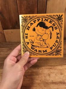 他の写真3: Peanuts Snoopy “Happiness Is A Warm Puppy” Picture Book　スヌーピー　ビンテージ　絵本　ピクチャーブック　70年代