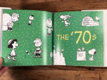 他の写真1: Hallmark “The Joy Of A Peanuts Christmas” 50 Years of Holiday Comics　スヌーピー　ビンテージ　コミック集　2000年代