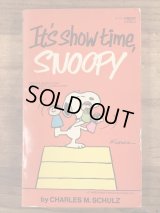 Peanuts Snoopy “It's Show Time, Snoopy” Comic Book　スヌーピー　ビンテージ　コミックブック　70年代