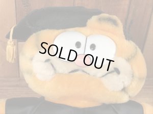 80年代頃の卒業のガーフィールドのビンテージのぬいぐるみ