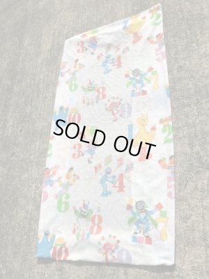 70〜80年代頃のセサミストリートのビンテージのボックスシーツ