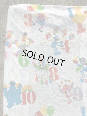 70〜80年代頃のセサミストリートのビンテージのボックスシーツ