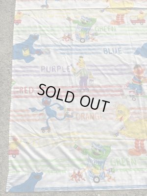 80年代頃のセサミストリートのビンテージのフラットシーツ