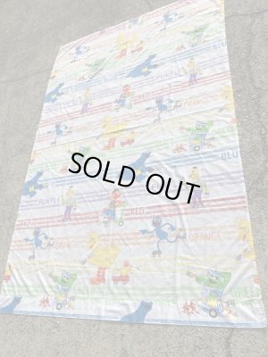 80年代頃のセサミストリートのビンテージのフラットシーツ