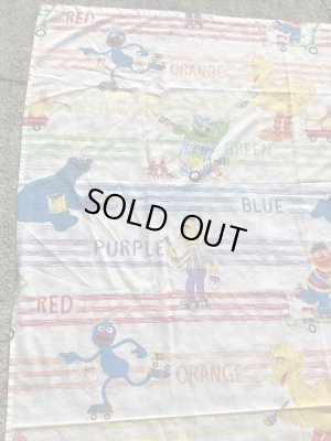 80年代頃のセサミストリートのビンテージのフラットシーツ